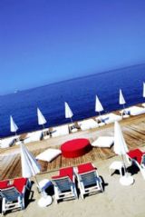 Charisma De Luxe Hotel