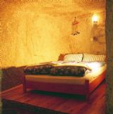 Shoestring Cave House